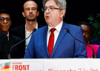 « C&rsquo;est mal vu de venir chez nous »: la rentrée politique de LFI boudée par les ministres