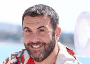 « J’aimerais bien me retrouver face à ce salaud de Teyssier ! » : Laurent Ournac veut jouer face à Benjamin Baroche dans Ici tout commence