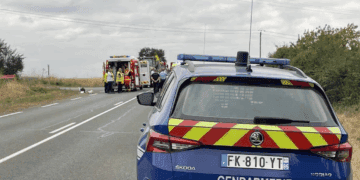Vendée : Un jeune couple et son bébé d’un an perdent la vie dans une collision avec un tracteur