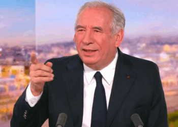 François Bayrou rembarre Gilles Bouleau, la sanction tombe pour TF1
