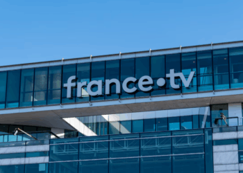 Ce journaliste de France Télévisions a été victime d&rsquo;un AVC : « j&rsquo;ai envie de sensibiliser les gens à ce sujet »