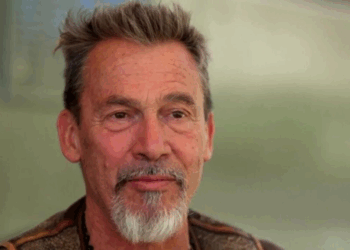 « Il va mourir » : Florent Pagny compare son cancer… à celui de Thierry Ardisson face à Audrey Crespo-Mara