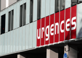 Cornées brûlées, yeux gonflés, vision troublée…Une dizaine de jeunes brûlés aux yeux après une soirée mousse dans le Sud-Ouest