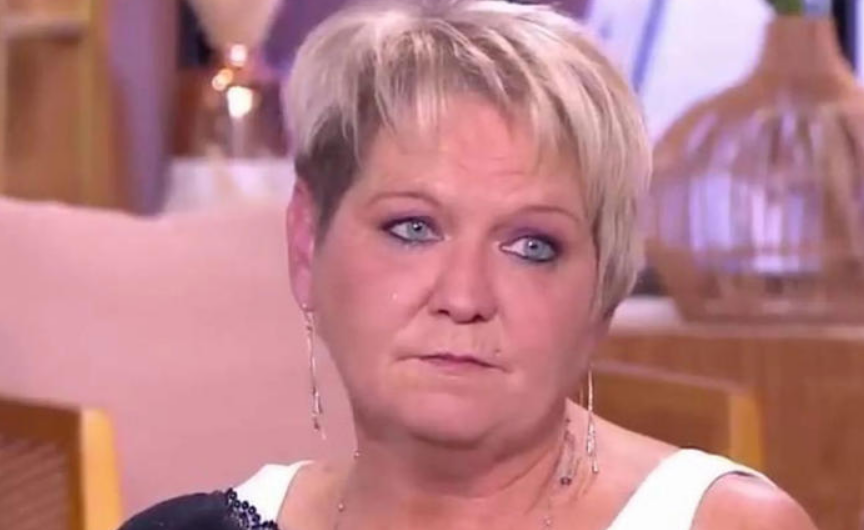 "Ma fille est en couple avec mon ex-mari et je suis désormais la grand-mère de leur enfant" 4 "Ma fille est en couple avec mon ex-mari et je suis désormais la grand-mère de leur enfant" « Ma fille est en couple avec mon ex-mari et je suis désormais la grand-mère de leur enfant »