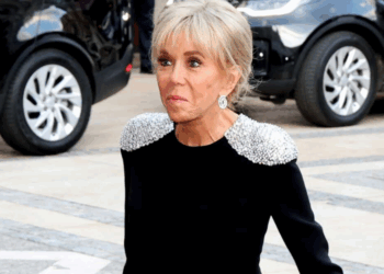 Brigitte Macron en deuil : après la perte de sa sœur, la Première dame est frappée par un nouveau drame