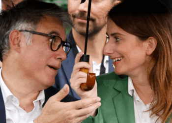 “Je l’aime”, en plein direct Olivier Faure tombe le masque en évoquant Marine Tondelier