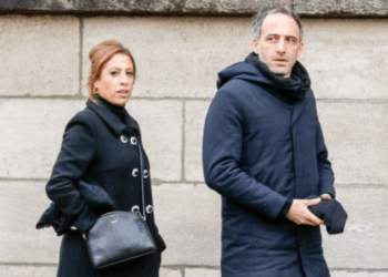 “C’est Raphaël qui…” : Philippe Caverivière se paye le couple Salamé Glucksmann en plein direct, le député rentre dans son jeu