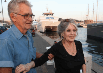 Brigitte Bardot : « Ça commence à faire beaucoup », son mari Bernard d&rsquo;Ormale sort du silence et s&rsquo;inquiète