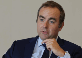 Sébastien Lecornu : voici tous les avantages à vie des anciens ministres et Premiers ministres qu&rsquo;il veut supprimer