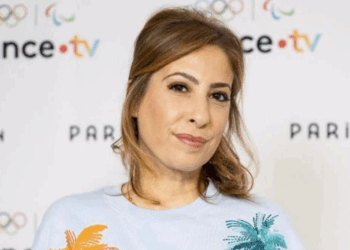 Léa Salamé craque en coulisses, elle s&rsquo;offre une « lichette de vodka » avant le direct