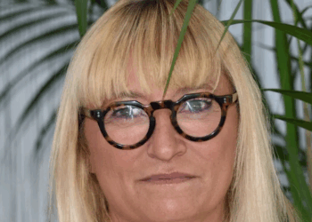 30 ans après, Christine Bravo dézingue une célébrité  : “Une chochotte”