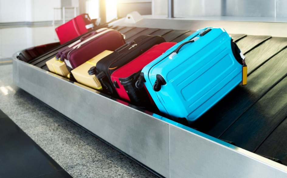 "C’est aberrant, délirant" : sa valise est perdue par Air France, puis détruite… et elle doit payer 6 000 € aux Aéroports de Paris 3 "C’est aberrant, délirant" : sa valise est perdue par Air France, puis détruite… et elle doit payer 6 000 € aux Aéroports de Paris Capture decran 2025 09 23 143440