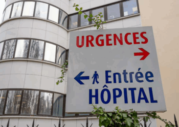 Hôpitaux : Un mari contraint de payer 200€ de parking pour rester au chevet de sa femme en fin de vie