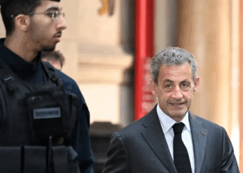 Nicolas Sarkozy condamné à cinq ans de prison, il ira en détention