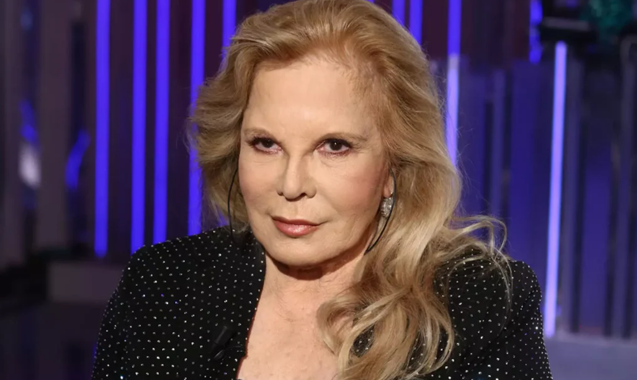 Sylvie Vartan dans “une peine infinie” : elle pleure la disparition de son “ange de douceur” 3 Sylvie Vartan dans “une peine infinie” : elle pleure la disparition de son “ange de douceur” Capture decran 2025 09 29 155150