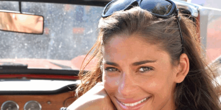 Tatiana Silva maman aux petits soins : elle dévoile le visage de son fils June, 8 mois, malade 1 Tatiana Silva maman aux petits soins : elle dévoile le visage de son fils June, 8 mois, malade Capture decran 2025 09 29 180456