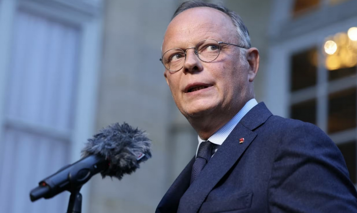 Intentions de vote pour 2027 : Bardella et Le Pen loin devant, Philippe décroche, Glucksmann premier à gauche 4 Intentions de vote pour 2027 : Bardella et Le Pen loin devant, Philippe décroche, Glucksmann premier à gauche Capture decran 2025 09 30 164834