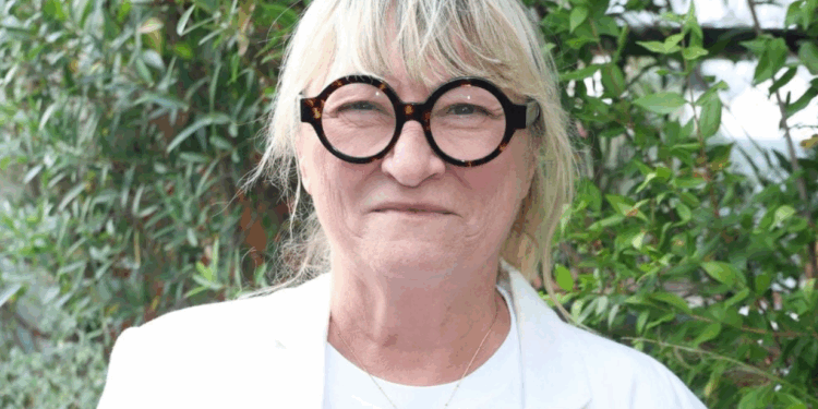 “Le même prix pour tout le monde !”: Christine Bravo se fait payer pour passer à la télé, le montant dévoilé 1 “Le même prix pour tout le monde !”: Christine Bravo se fait payer pour passer à la télé, le montant dévoilé Capture decran 2025 09 30 193822