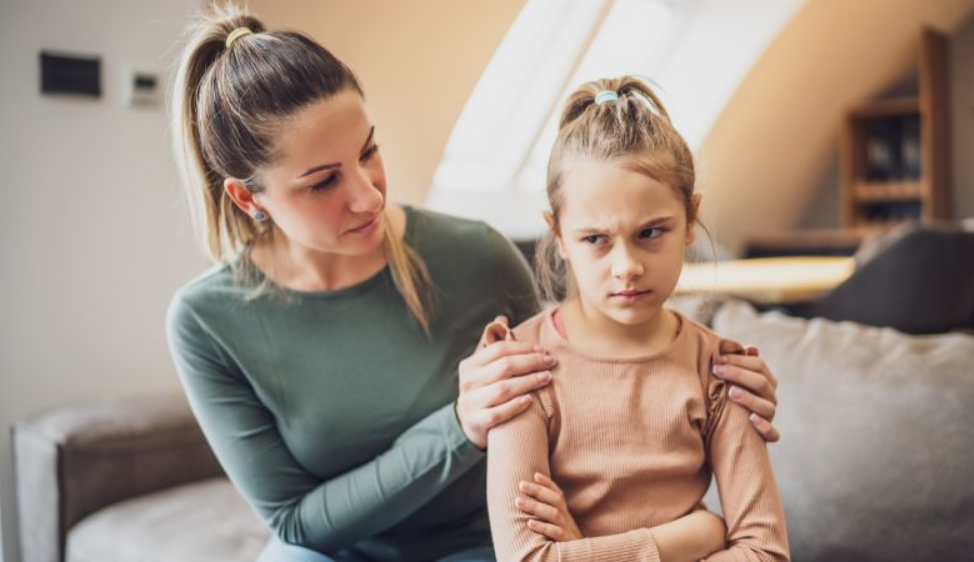 Pires que les parents hélicoptères, les parents de «Type D » font des ravages auprès de leurs enfants 2 Pires que les parents hélicoptères, les parents de «Type D » font des ravages auprès de leurs enfants Capture decran 2025 10 03 125231