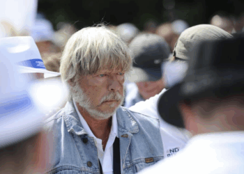 Renaud : l&rsquo;artiste menacé par un divorce