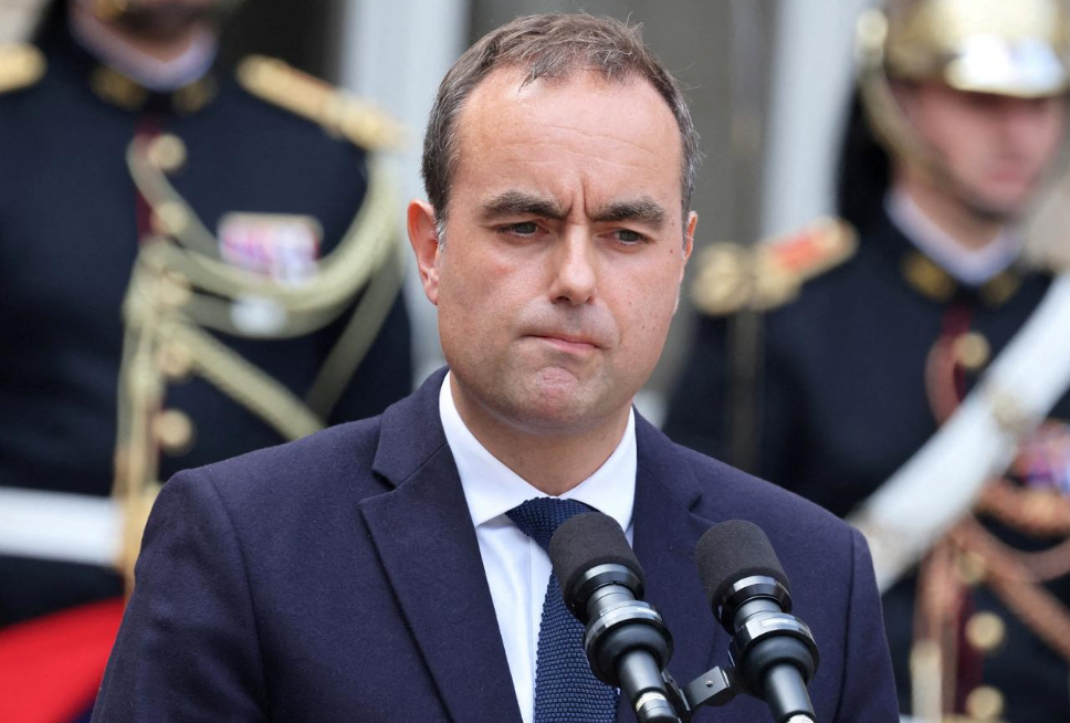 Gouvernement Lecornu : 28.000€ pour 13 heures en poste, les avantages des ministres démissionnaires provoquent un tollé 2 Gouvernement Lecornu : 28.000€ pour 13 heures en poste, les avantages des ministres démissionnaires provoquent un tollé Capture decran 2025 10 06 150310