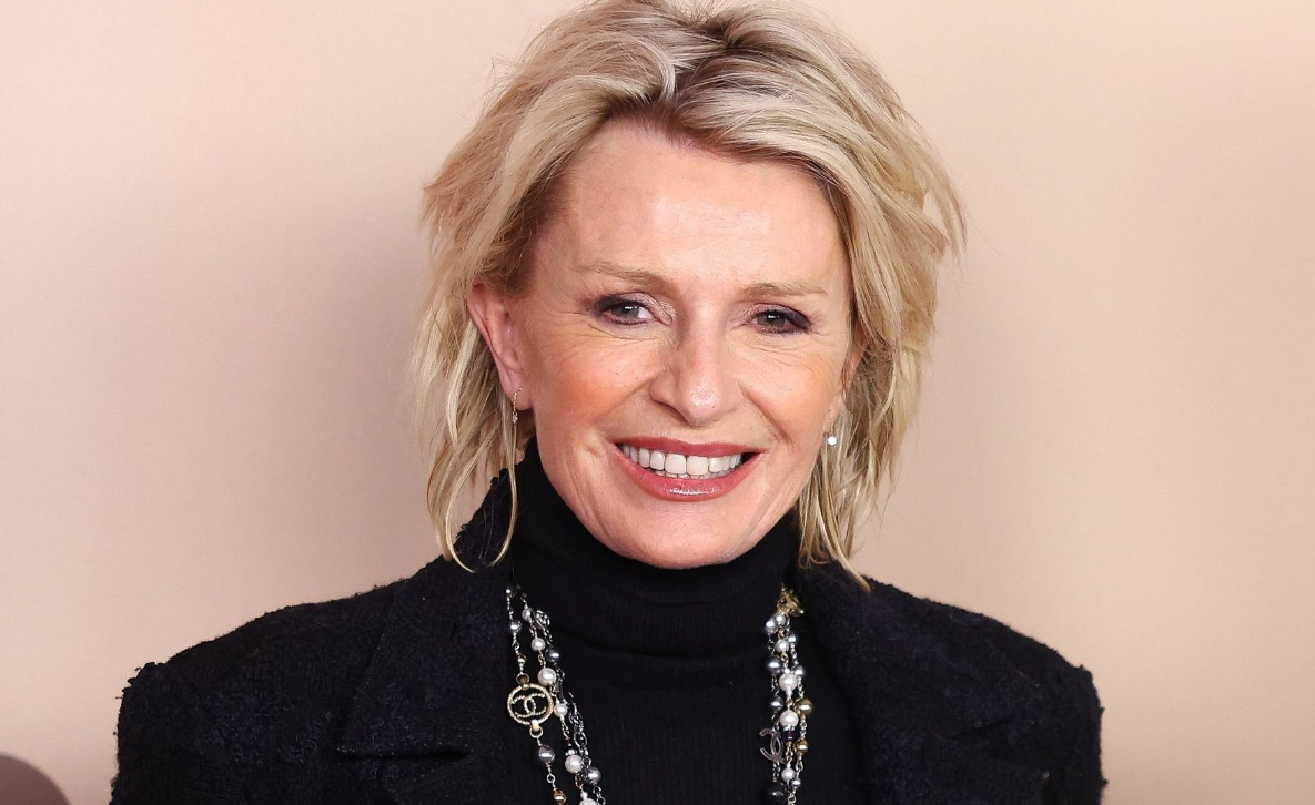 Sophie Davant de retour dans Affaire conclue, elle l’annonce en taclant discrètement Julia Vignali 2 Sophie Davant de retour dans Affaire conclue, elle l’annonce en taclant discrètement Julia Vignali Capture decran 2025 10 08 145811