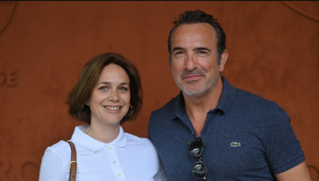 Jean Dujardin séparé de Nathalie Péchalat, il présente son « nouveau bébé » 2 Jean Dujardin séparé de Nathalie Péchalat, il présente son « nouveau bébé » Capture decran 2025 10 08 192306