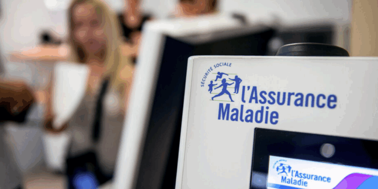 La numéro deux de l'Assurance maladie redoute les conséquences d'un "budget de l'extrême droite" en cas de dissolution 1 La numéro deux de l'Assurance maladie redoute les conséquences d'un "budget de l'extrême droite" en cas de dissolution Capture decran 2025 10 08 200636