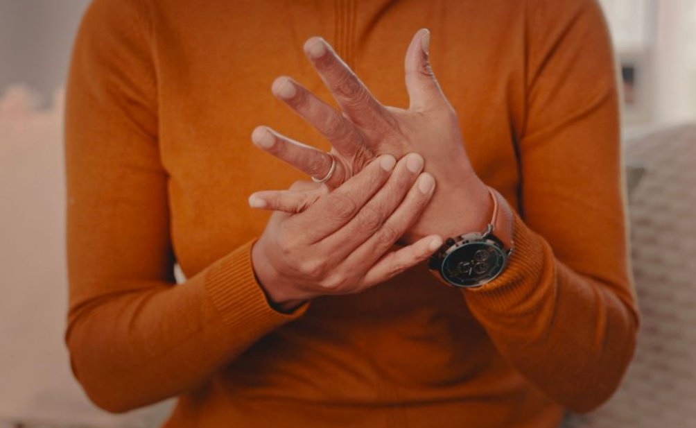 Ne pas être capable de faire ce geste avec les doigts peut être un signe avant-coureur de démence 2 Ne pas être capable de faire ce geste avec les doigts peut être un signe avant-coureur de démence Capture decran 2025 10 08 202249