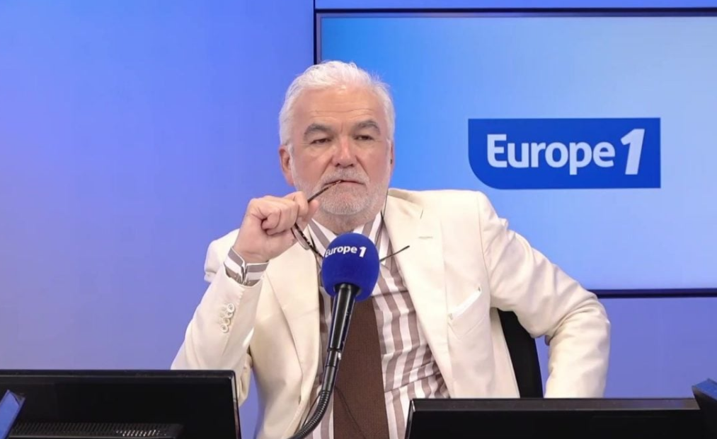 “Il était sans pitié. Il parlait mal…” : un ex-collaborateur de Pascal Praud balance sur sa face cachée 4 “Il était sans pitié. Il parlait mal…” : un ex-collaborateur de Pascal Praud balance sur sa face cachée Capture decran 2025 10 09 155353
