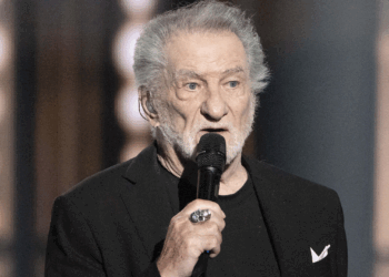 Arrogant, Eddy Mitchell assume sa fortune : « Beaucoup de gens vont pleurer »