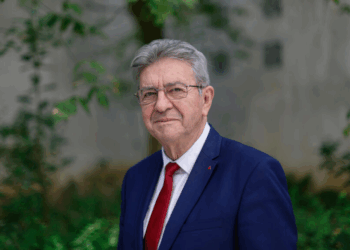 "Prenez-le sur un autre ton" : Jean-Luc Mélenchon en fait voir des vertes et des pas mûres à Benjamin Duhamel en direct 14 "Prenez-le sur un autre ton" : Jean-Luc Mélenchon en fait voir des vertes et des pas mûres à Benjamin Duhamel en direct « Prenez-le sur un autre ton » : Jean-Luc Mélenchon en fait voir des vertes et des pas mûres à Benjamin Duhamel en direct