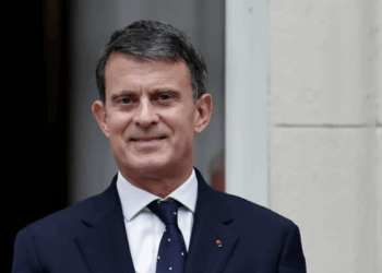 “Malaise”, “dégoût”… Manuel Valls vide son sac après avoir été écarté du gouvernement 6 “Malaise”, “dégoût”… Manuel Valls vide son sac après avoir été écarté du gouvernement “Malaise”, “dégoût”… Manuel Valls vide son sac après avoir été écarté du gouvernement