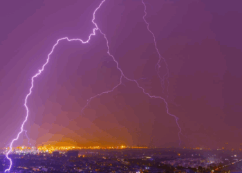 Météo : attention, de violents orages vont sévir dans ce département ce mercredi 15 octobre 2025 10 Météo : attention, de violents orages vont sévir dans ce département ce mercredi 15 octobre 2025 Météo : attention, de violents orages vont sévir dans ce département ce mercredi 15 octobre 2025