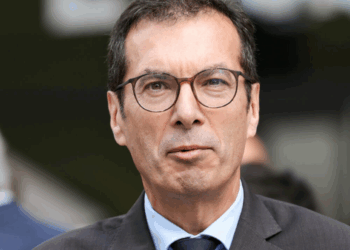 « On n’est pas autistes » : Jean-Pierre Farandou, ministre du Travail, dérape et choque en direct