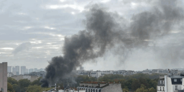 Un incendie provoque une explosion et abîme des sépultures à Montparnasse 12 Un incendie provoque une explosion et abîme des sépultures à Montparnasse Un incendie provoque une explosion et abîme des sépultures à Montparnasse