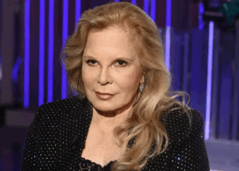 À 81 ans, Sylvie Vartan quitte la scène pour une retraite luxueuse dans une maison à 46 000€/m² à Paris