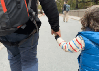 "On n'a plus la même résistance": ces grands-parents qui boudent la garde des petits-enfants en vacances 14 "On n'a plus la même résistance": ces grands-parents qui boudent la garde des petits-enfants en vacances « On n’a plus la même résistance »: ces grands-parents qui boudent la garde des petits-enfants en vacances