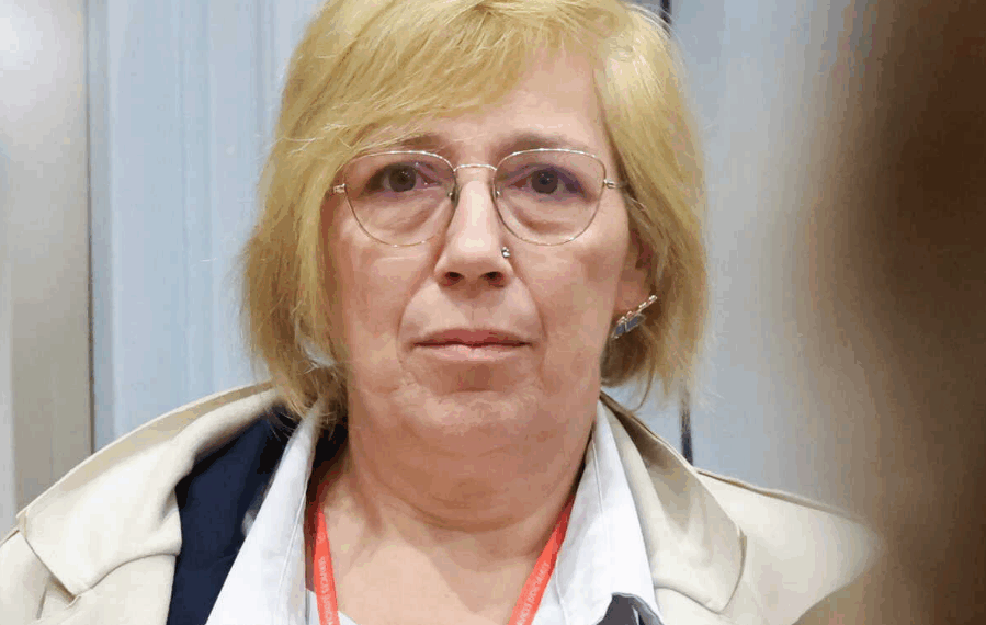 "Je n'ai pas eu de larmes" : Nadine Jubillar réagit à la condamnation de son fils Cédric pour le meurtre de Delphine Jubillar 9 "Je n'ai pas eu de larmes" : Nadine Jubillar réagit à la condamnation de son fils Cédric pour le meurtre de Delphine Jubillar « Je n’ai pas eu de larmes » : Nadine Jubillar réagit à la condamnation de son fils Cédric pour le meurtre de Delphine Jubillar