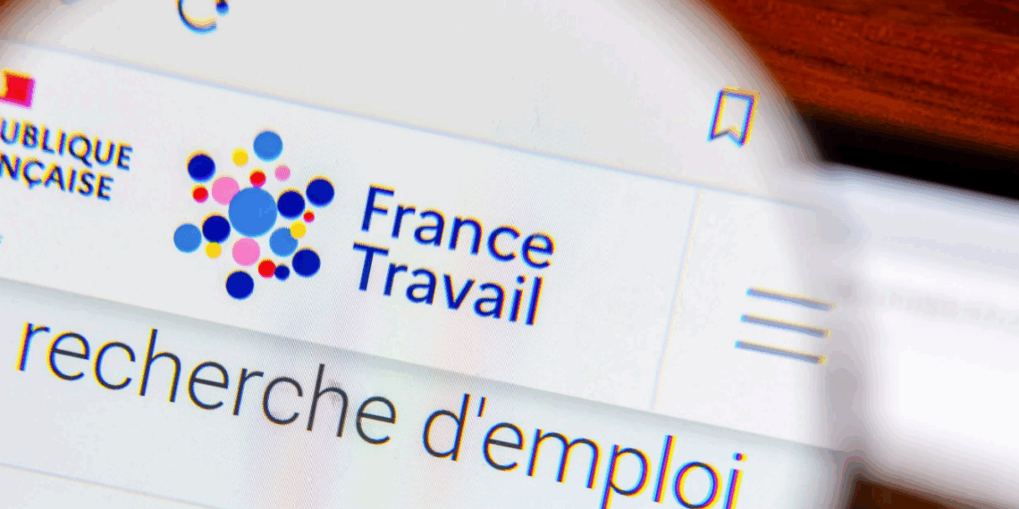 Chef cuisinier, il touchait les allocations chômage mais roulait en Maserati : le Fisc lui tombe dessus 7 Chef cuisinier, il touchait les allocations chômage mais roulait en Maserati : le Fisc lui tombe dessus Chef cuisinier, il touchait les allocations chômage mais roulait en Maserati : le Fisc lui tombe dessus