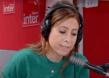 Léa Salamé critiquée sur France 2 : une présentatrice météo donne son avis sur la situation, « elle doit cristalliser… »