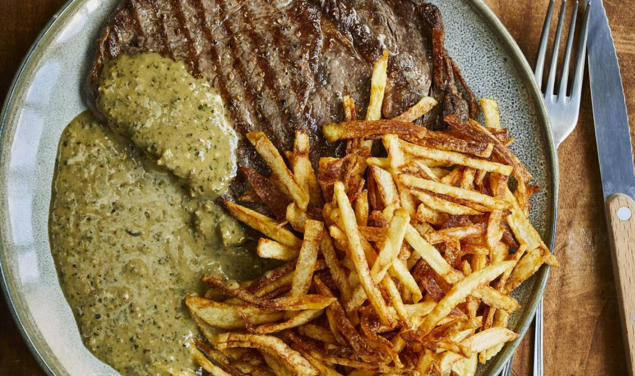 Le restaurant L’Entrecôte, célèbre pour sa "sauce secrète", épinglé pour avoir menti à ses clients pendant des années 3 Le restaurant L’Entrecôte, célèbre pour sa "sauce secrète", épinglé pour avoir menti à ses clients pendant des années Capture decran 2025 10 27 124845
