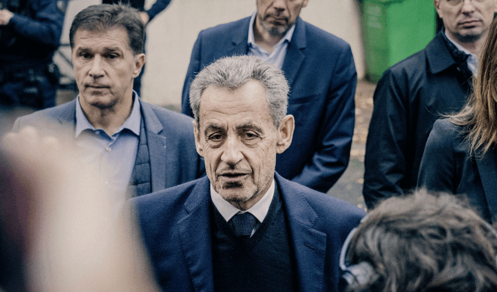 Deux députés insoumis tentent de rendre visite à Nicolas Sarkozy en prison 4 Deux députés insoumis tentent de rendre visite à Nicolas Sarkozy en prison Deux députés insoumis tentent de rendre visite à Nicolas Sarkozy en prison