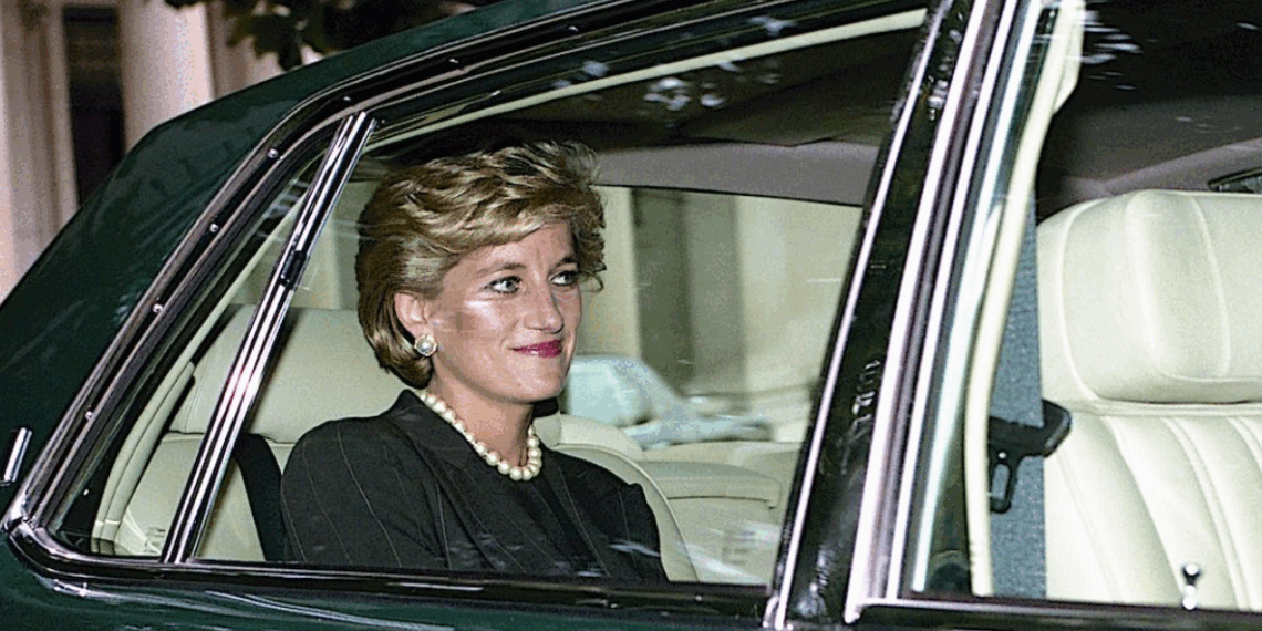 Lady Diana : un médecin brise enfin le silence, elle aurait parlé dans la voiture juste avant le drame… 3 Lady Diana : un médecin brise enfin le silence, elle aurait parlé dans la voiture juste avant le drame… Lady Diana : un médecin brise enfin le silence, elle aurait parlé dans la voiture juste avant le drame…