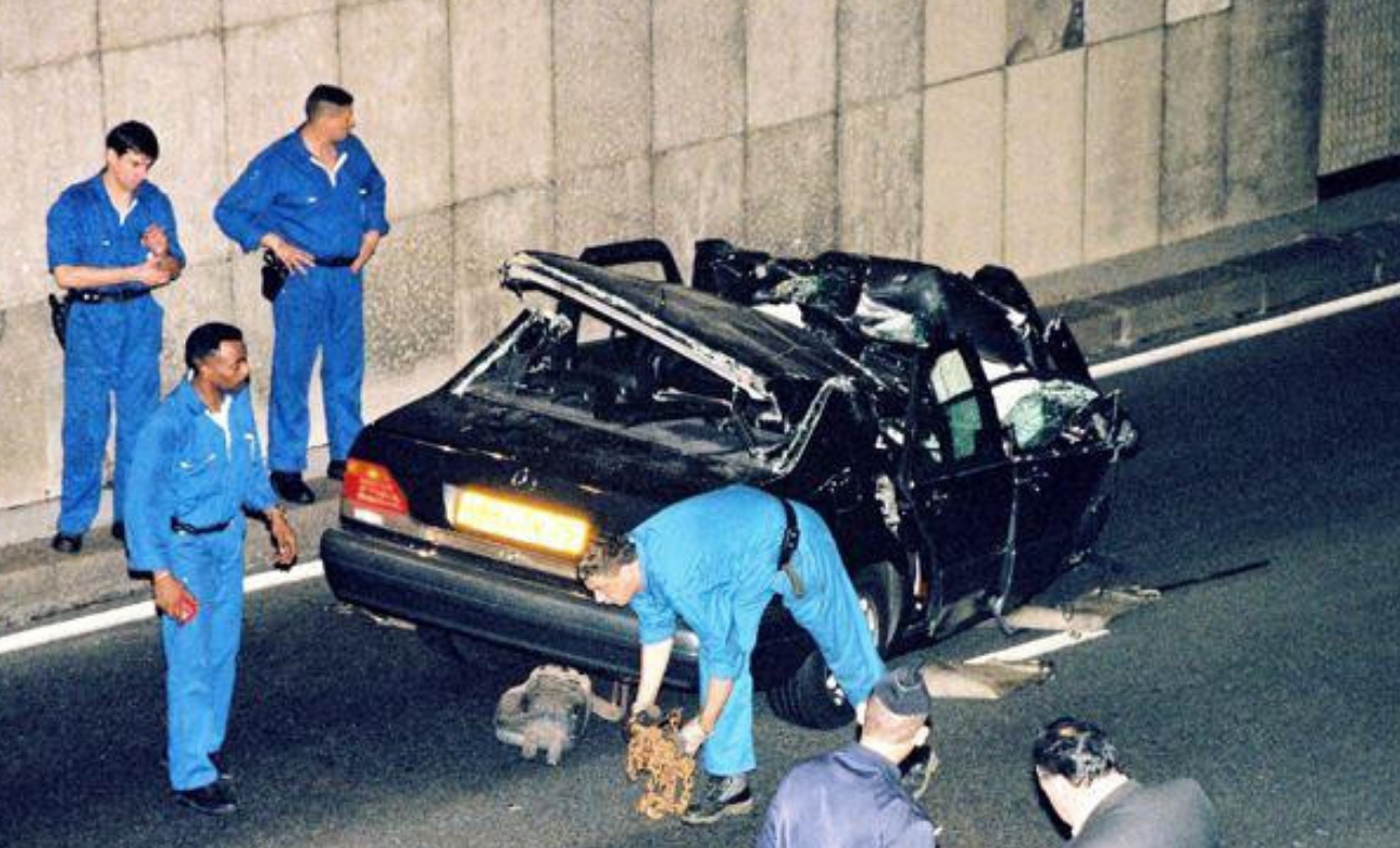 Lady Diana : un médecin brise enfin le silence, elle aurait parlé dans la voiture juste avant le drame… 3 Lady Diana : un médecin brise enfin le silence, elle aurait parlé dans la voiture juste avant le drame… Capture decran 2025 10 27 204638