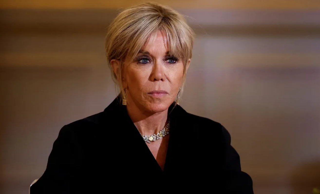 "Jean-Michel dit Brigitte Macron" : la très mauvaise surprise de la première dame lorsqu'elle s'est connectée sur le site des impôts 4 "Jean-Michel dit Brigitte Macron" : la très mauvaise surprise de la première dame lorsqu'elle s'est connectée sur le site des impôts Capture decran 2025 10 28 134942