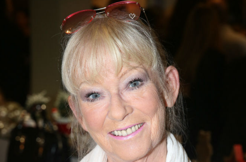 "J’ai été une cougar, je l’assume" : Évelyne Leclercq cash sur ses amours et ses désirs à 74 ans 2 "J’ai été une cougar, je l’assume" : Évelyne Leclercq cash sur ses amours et ses désirs à 74 ans Capture decran 2025 10 28 145128