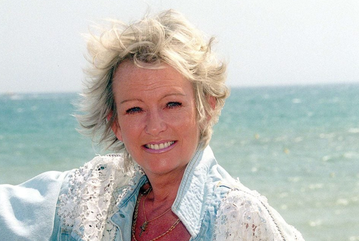 "J’ai été une cougar, je l’assume" : Évelyne Leclercq cash sur ses amours et ses désirs à 74 ans 4 "J’ai été une cougar, je l’assume" : Évelyne Leclercq cash sur ses amours et ses désirs à 74 ans Capture decran 2025 10 28 145720