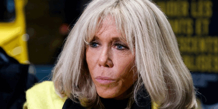 "Jean-Michel dit Brigitte Macron" : la très mauvaise surprise de la première dame lorsqu'elle s'est connectée sur le site des impôts 1 "Jean-Michel dit Brigitte Macron" : la très mauvaise surprise de la première dame lorsqu'elle s'est connectée sur le site des impôts Capture decran 2025 10 28 214855