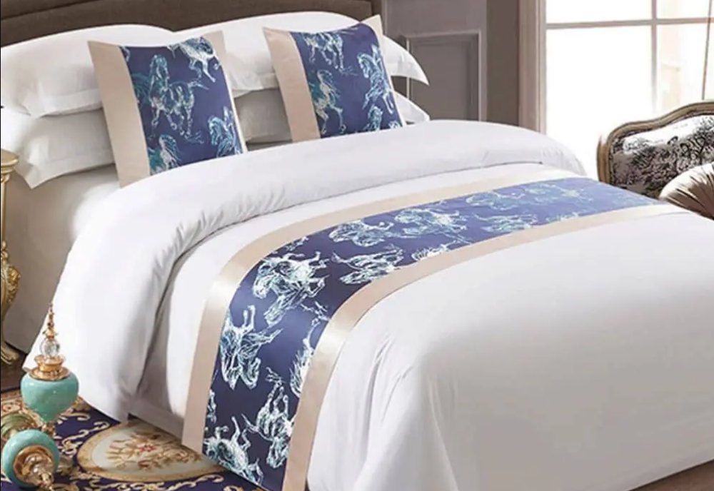 A quoi servent les tissus posés sur les lits dans les hôtels ? 3 A quoi servent les tissus posés sur les lits dans les hôtels ? Capture decran 2025 10 28 225842